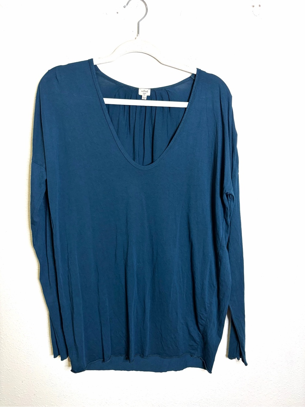 Wilfred Aritzia Teal V-Neck Long Sleeve Top sz S deep scoop neck knit t-shirt